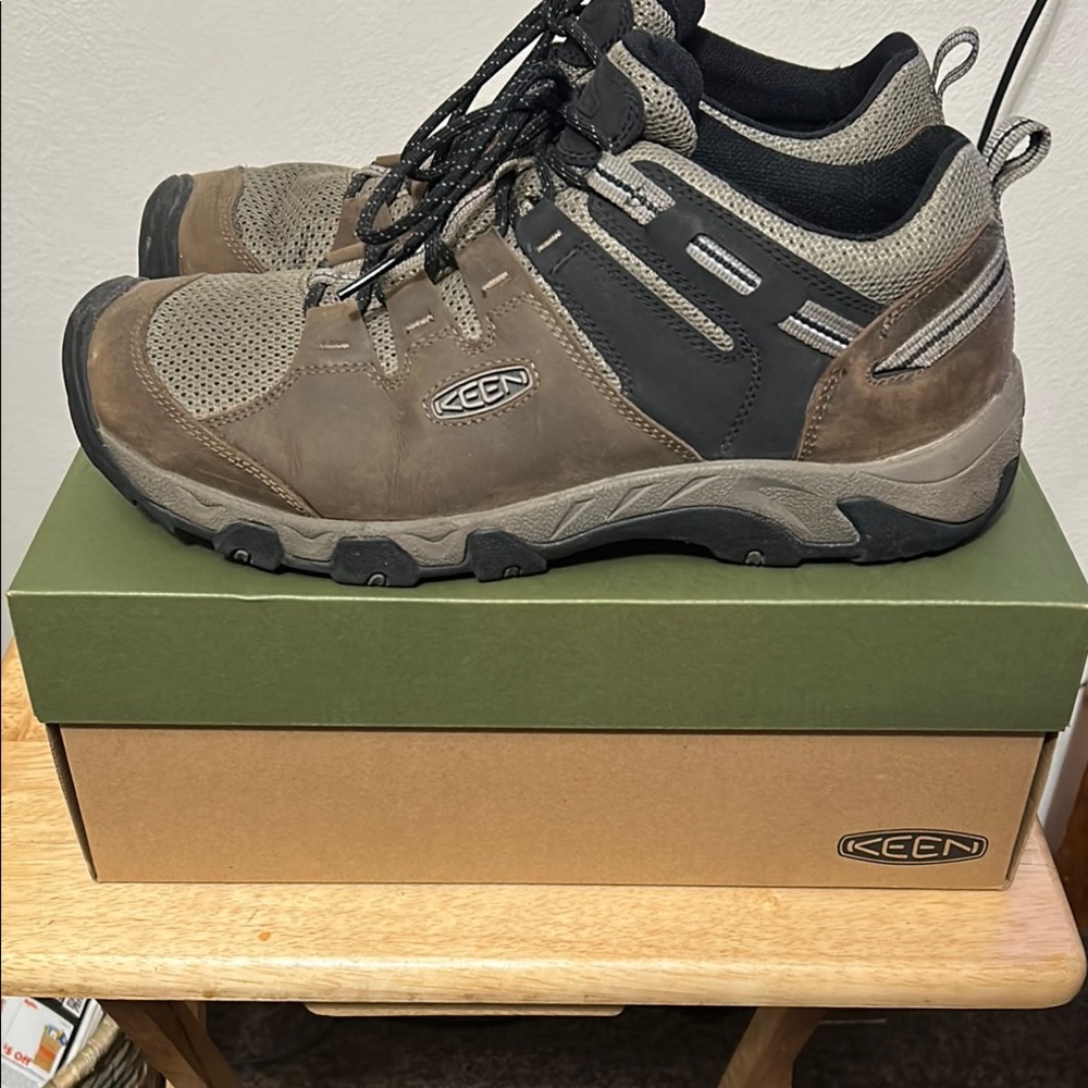 KEEN Men's Brown Hiking Shoes